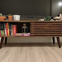 Modern walnut TV stand (for upto 50")