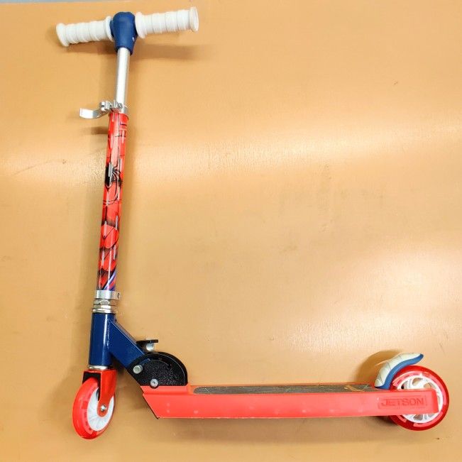 Spider-Man Jetson Kids Scooter – Folds – Light-Up Wheels