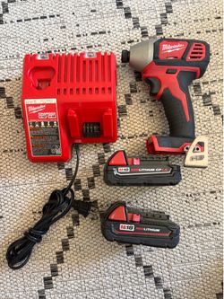 Milwaukee impact M18 drill