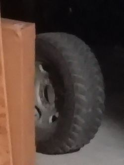 Truck tire