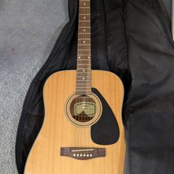 Yamaha SCF08 Acoustic Guitar with Case
