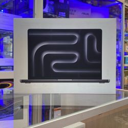 16” MacBook Pro M4 Max Nano Texture W/ 64GB / 1TB 