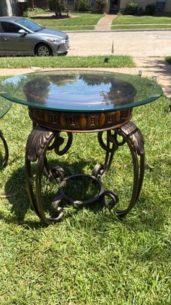 Traditional living room table set
