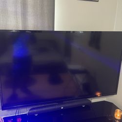  Vizio 60 inch LCD HD TV ***LED OUT***