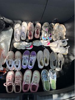 Assortment of Nike & Vans Kids/Womens Shoes