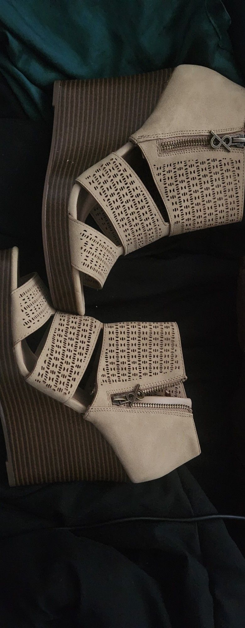 Tan Wedges