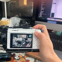 Good condition Sony VLog camera ZV-E10II w/ cage OPTIONAL 16-50/3.5-5.6 PZ II lens