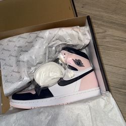 Jordan 1 Retro High OG Atmosphere Women’s 