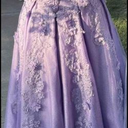 Beautiful lavender dress 