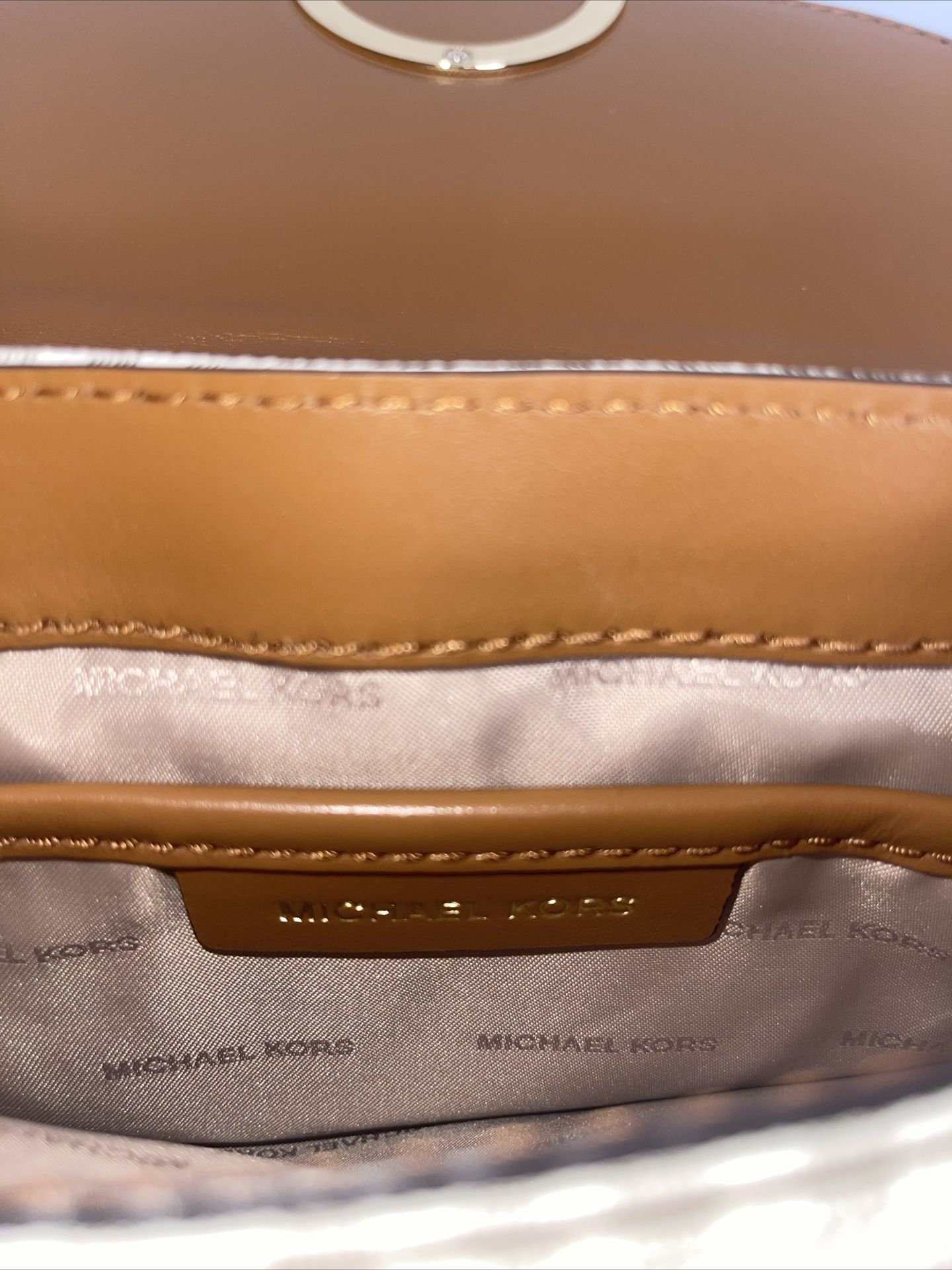 Michael Kors Fulton Signiture Flap Gusset Crossbody Handbag