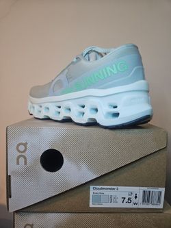 On Running Cloudmonster 3 Women's Size 7.5
