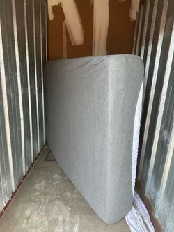 Firm Tempur-Pedic ProAdapt Queen mattress