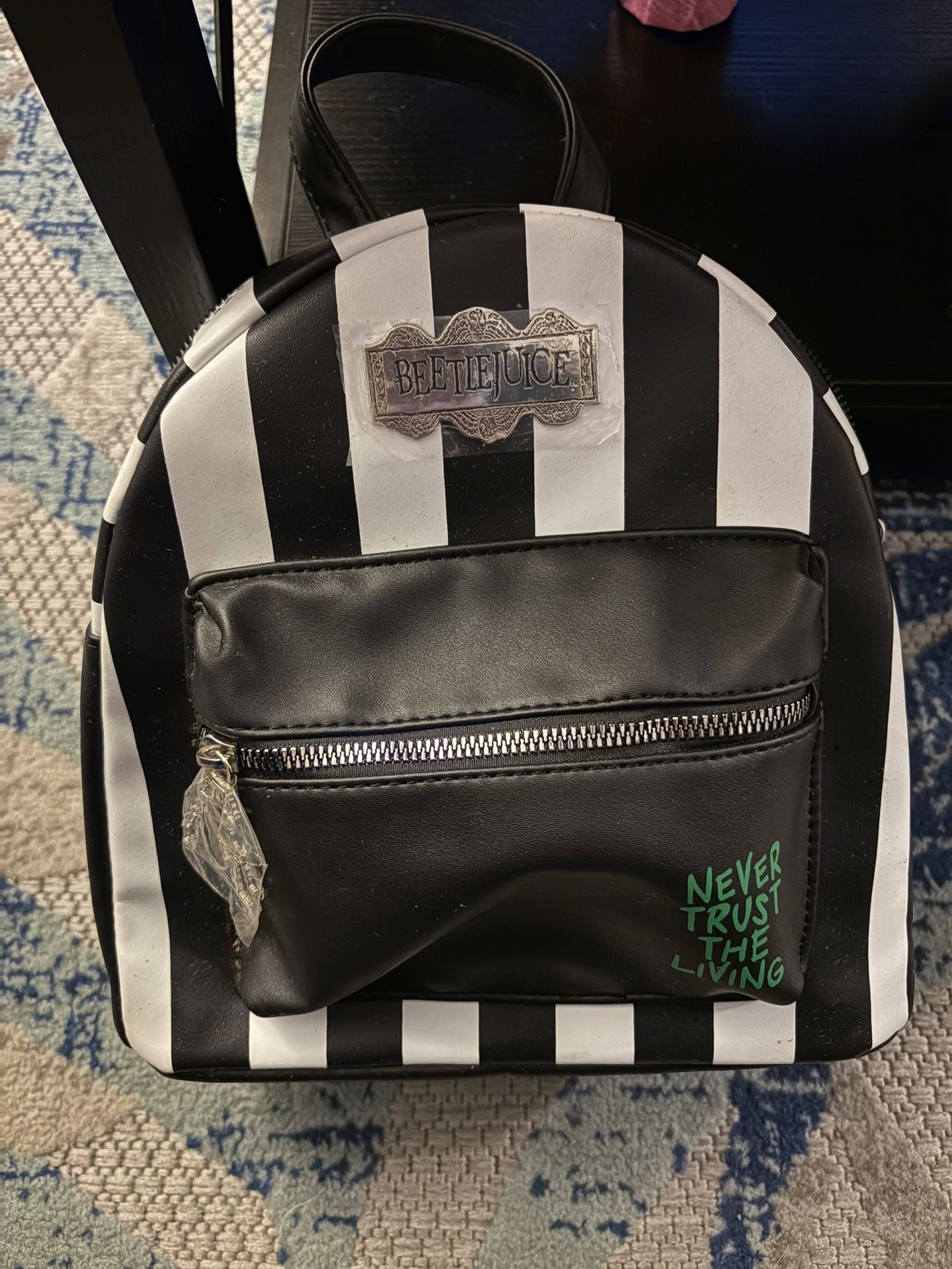 Bioworld (Hot Topic) Beetlejuice Mini Backpack - Never Trust The Living