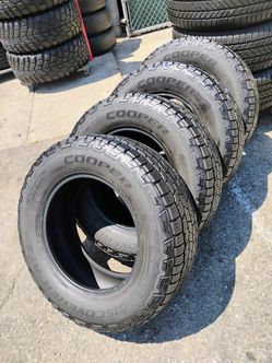 Cooper discoverer AT3 265/65/17"