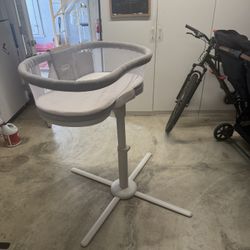Halo Bassinet Swivel Luxe 