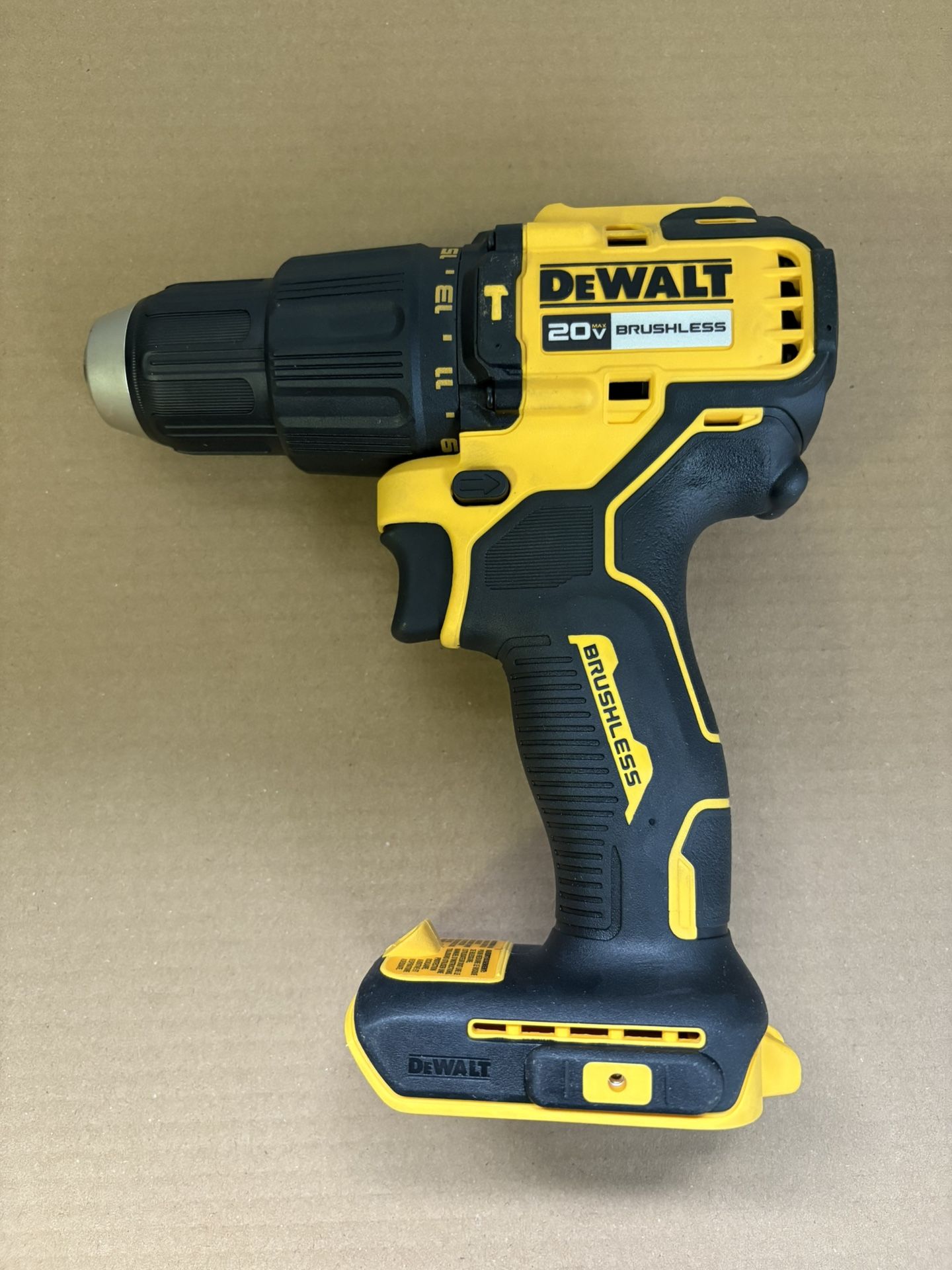 Dewalt DCD798B 20V MAX Brushless 1/2 in. Cordless Hammer Drill Driver (Tool Only)