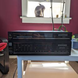 Sanyo stereo receiver vintage, Yamaha speakers, Powered Audiofile stereo system subwoofer