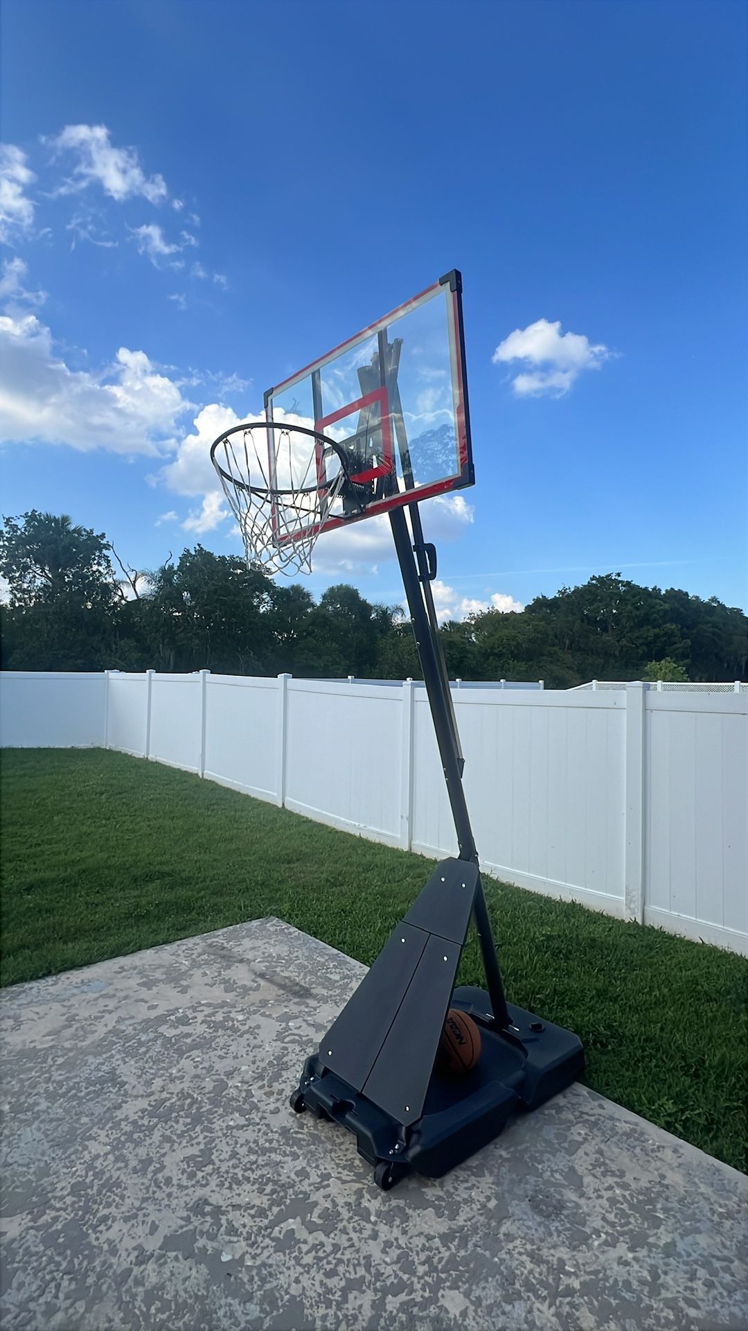 Basketball Hoop w Bonus