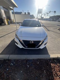 Nissan Altima 2019