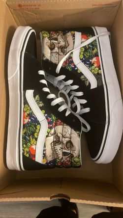 Brand New Size 10 Men 