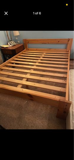 Solid Pine Queen Bedframe