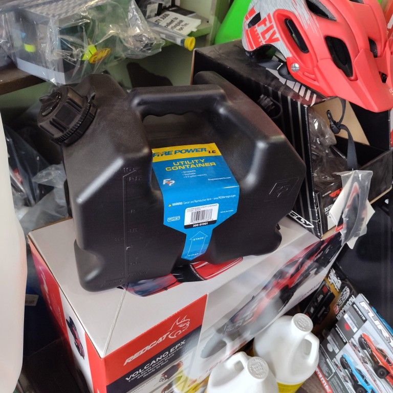 2.5 Gallon Utility Jug Brand New $35 Each