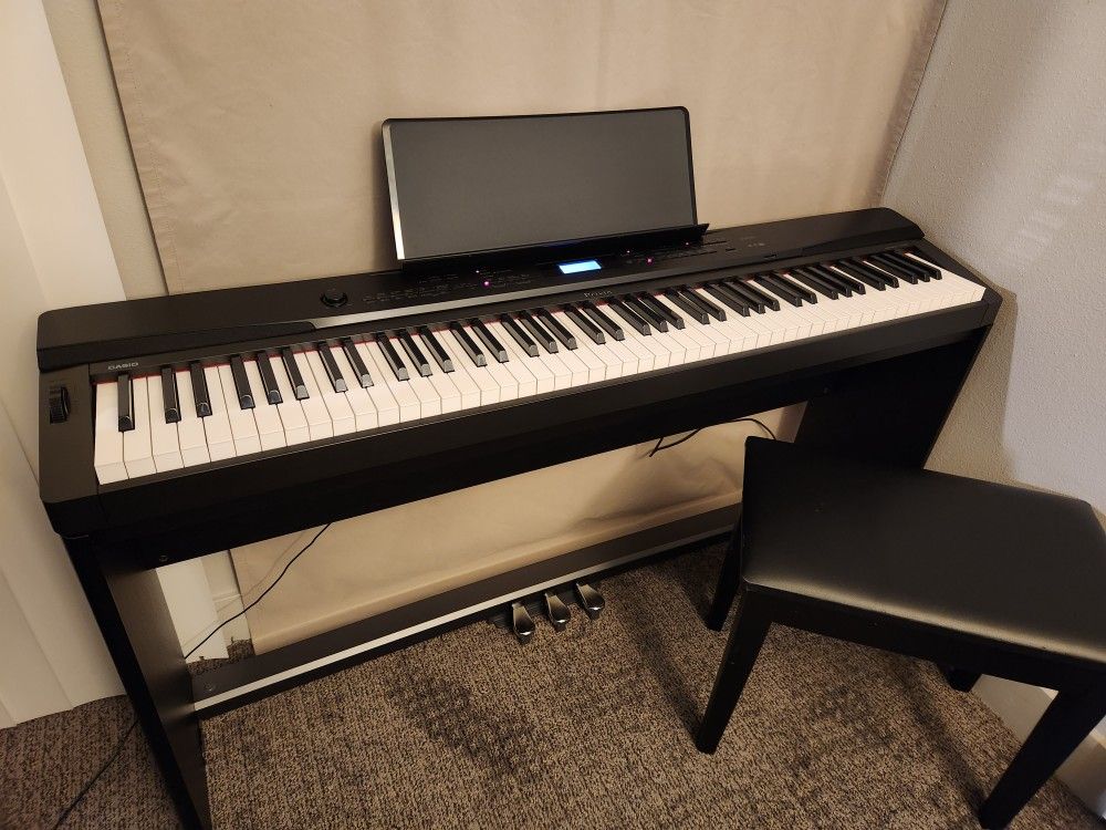 Casio Privia PX-330 digital piano/piano/keyboard