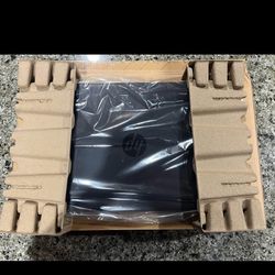 HP Laptop New Never Used 17 Inch 8 Gb 256gb  Storage