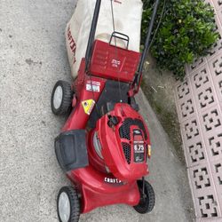 Craftsman Self Propelled Good Working Condition Tested Before Buy It 6.75hp 190cc.   180$$ Or Bo 
