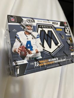 2025 Panini Mosaic Football Mega Box Brand New Sealed