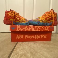 Melos Size 9