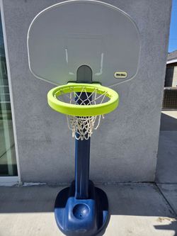 Little Tikes Kids Basketball Hoop