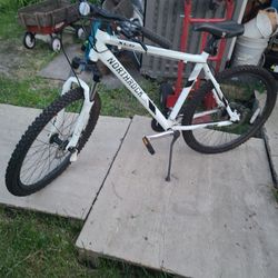 Northroxk Bike  Or Will Exchange  For  Qsc 2400 Amp