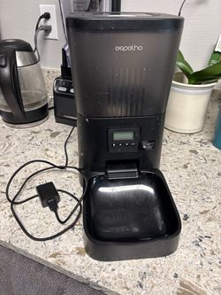 Automatic Cat Feeder