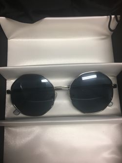 GUESS SUNGLASSES!!!!