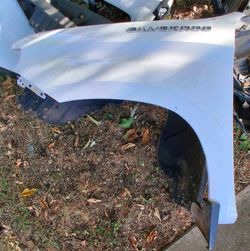 2019 Chevrolet Silverado Driver Side Fender w/ undercover