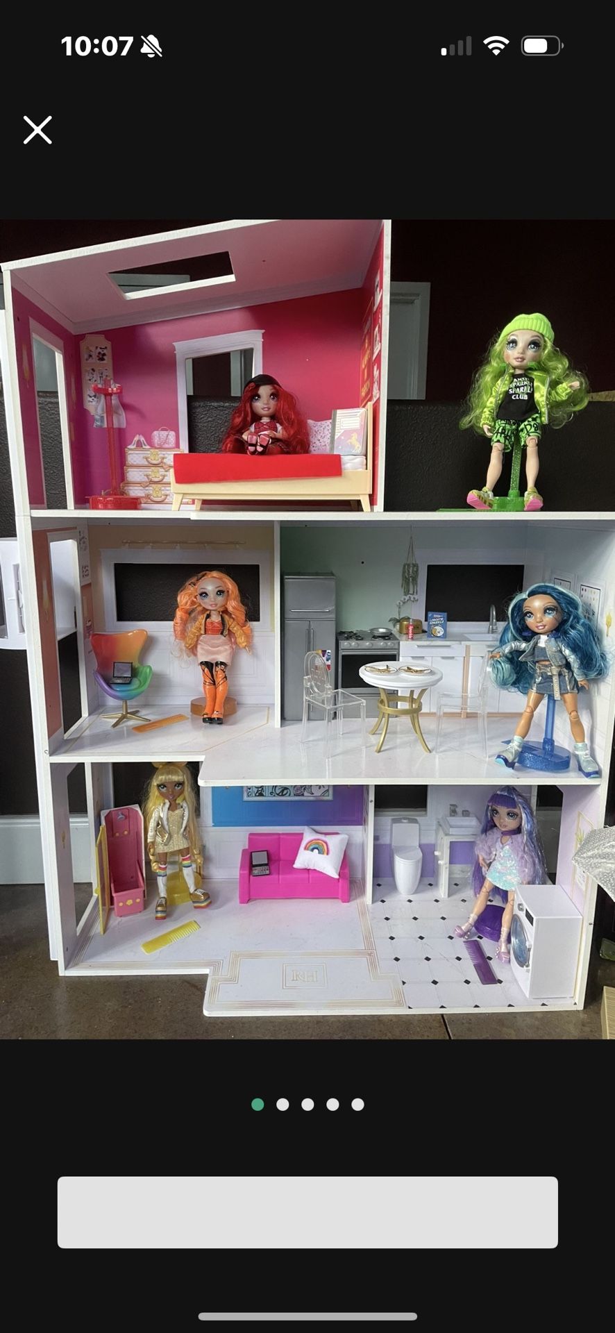 Rainbow High Dollhouse Bundle , Corvette, Pool And Party Bus