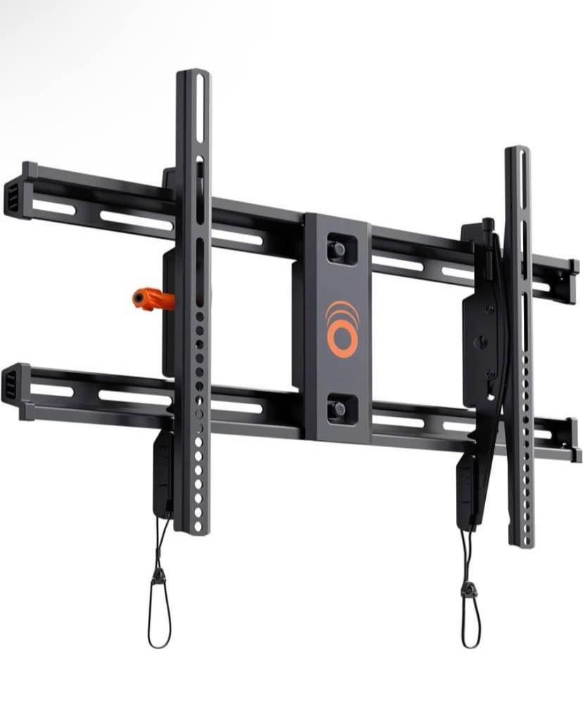 Brand New In Box - Echogear Tilting TV Wall Mount