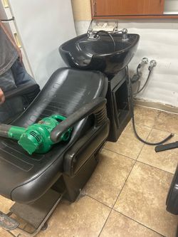 Salon hair sink