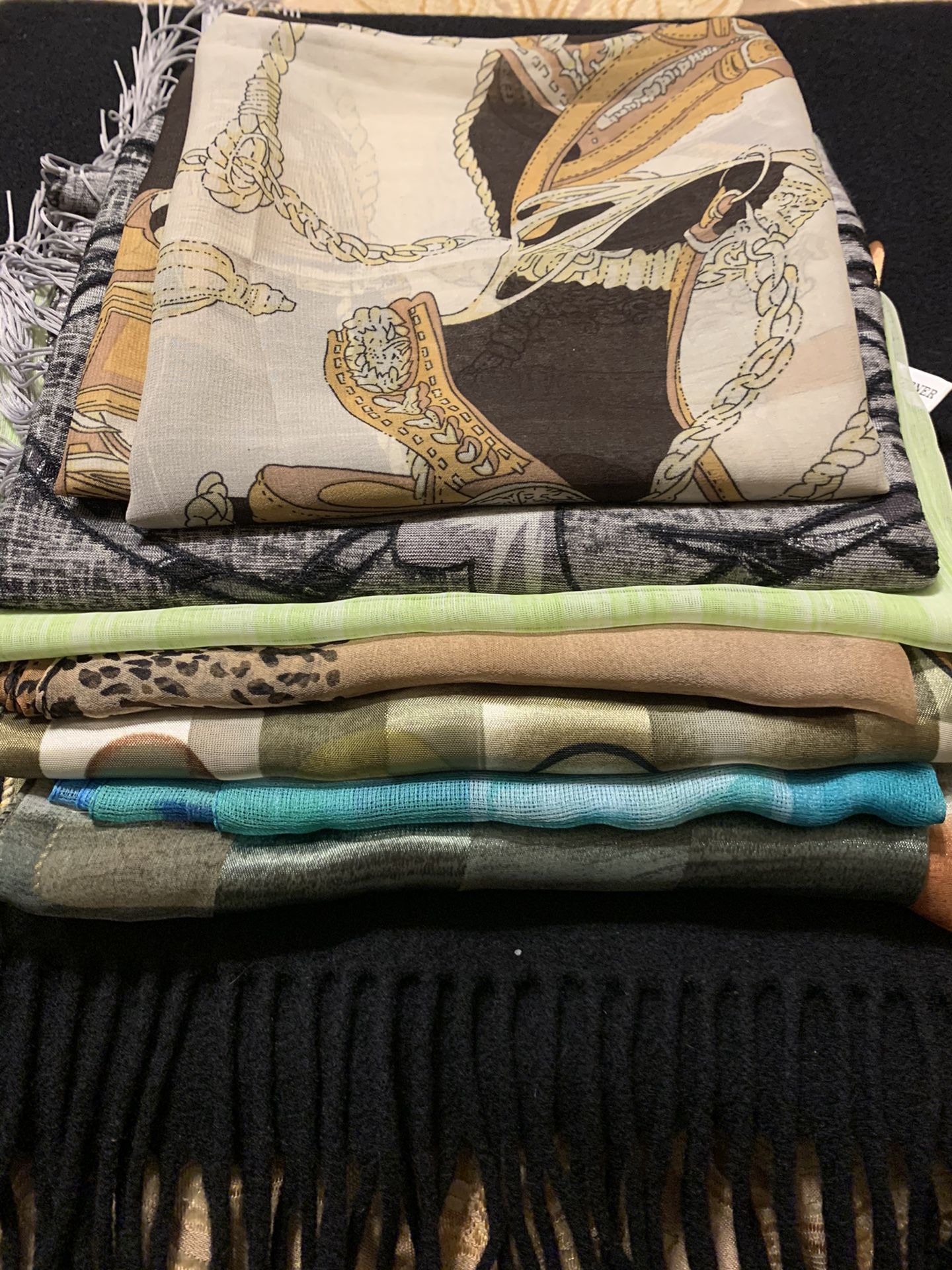 All 7 Scarf i Sale For $45