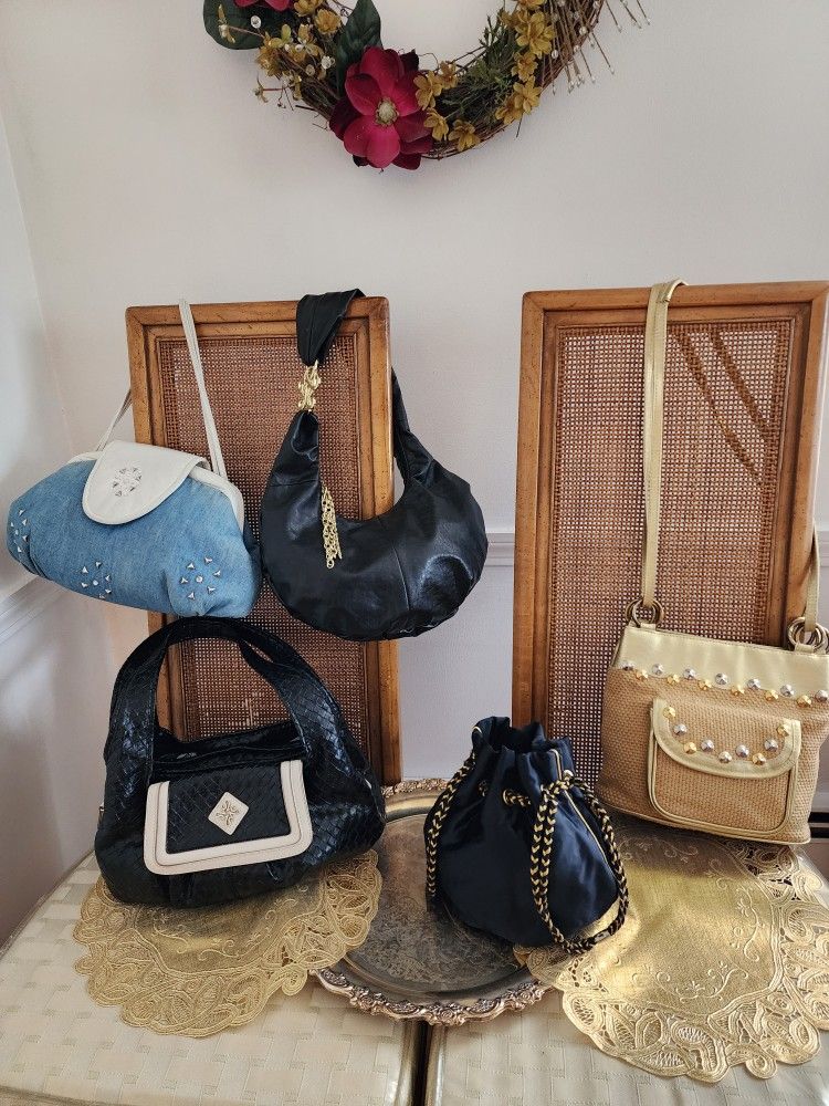 HANDBAGS