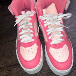 Hot Pink Pumma Shoes 