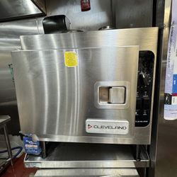 Commercial Steamer. Cleveland Steamer. 