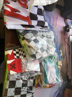 Racing party decor
