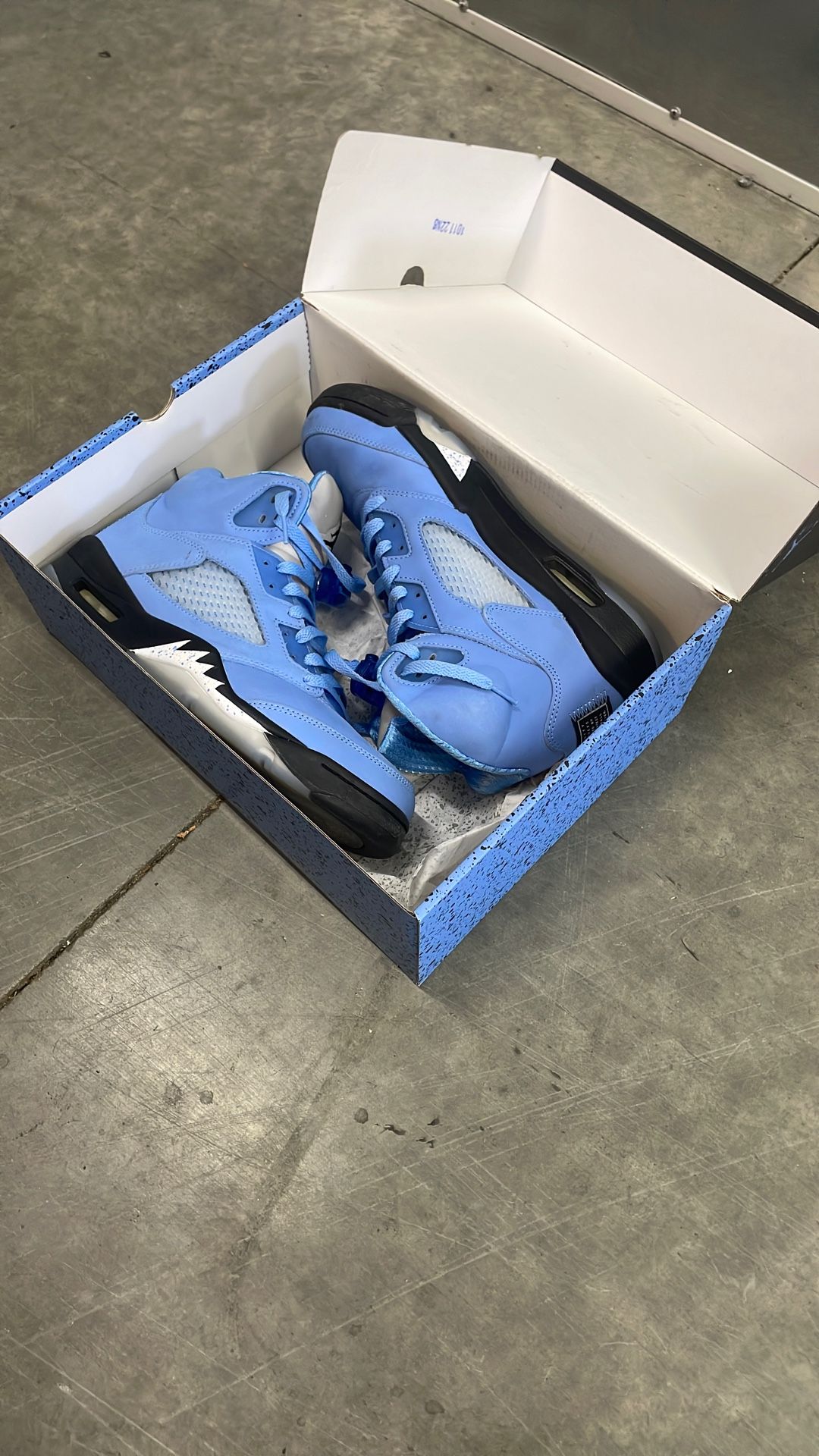 Jordan 5s Unc