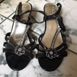 Girl Sandal Size 4