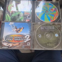 4 PC Games Used.