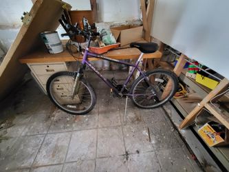 Huffy Shock Pro 18 Gears Updated Seat