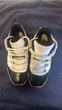 Air Jordan 11 Retro Low GS ‘Concord bred’. Size 10.5 men.