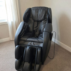2020 Like New TruMedic MC-1500 Massage Chair with Remote Control - Aurora, CO